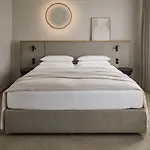Adelante Boutique 4* ברלין
