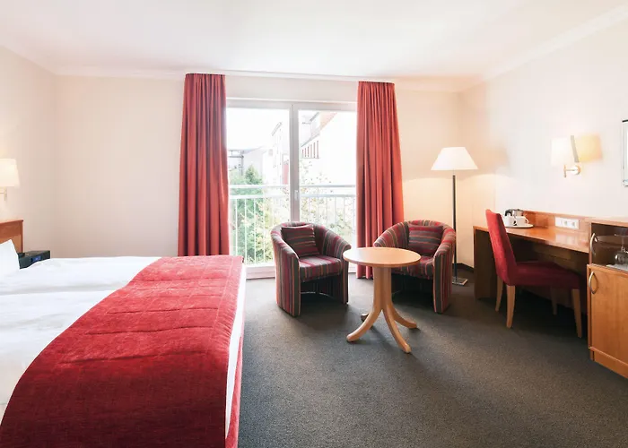 Adelante Boutique 4*