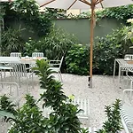 Adelante Boutique Hotel