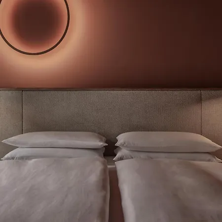 Adelante Boutique Hotel 4*