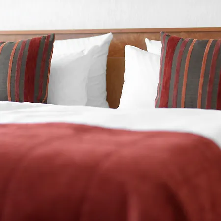 Adelante Boutique 4*