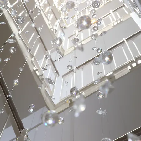 Hotel Adelante Boutique 4*