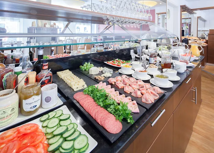 Adelante Boutique ホテル 4*