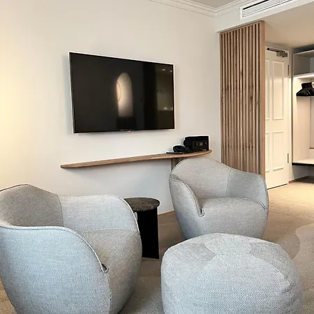 Adelante Boutique Szálloda 4*