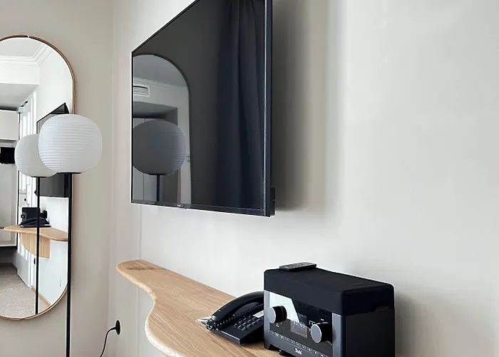 Adelante Boutique Hotel